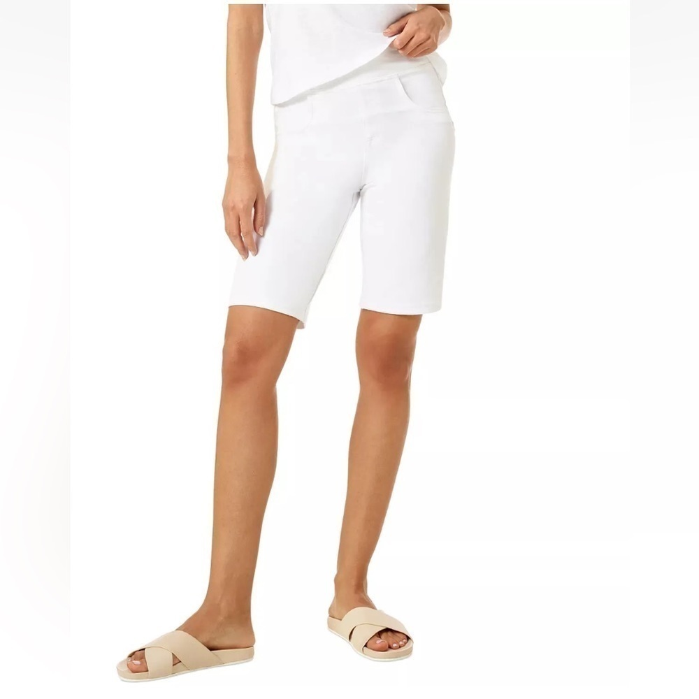 NWT HUE Game Changing Knit Denim Stretch stretchy Bermuda Shorts White Small S